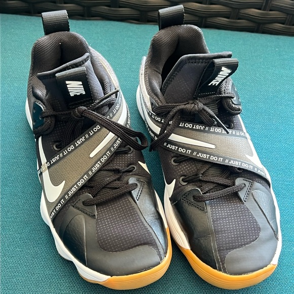 Nike React - Picture 5 of 6